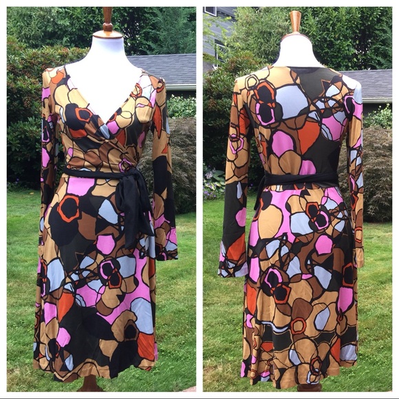 Diane Von Furstenberg Dresses & Skirts - DVF Silk Wrap Dress